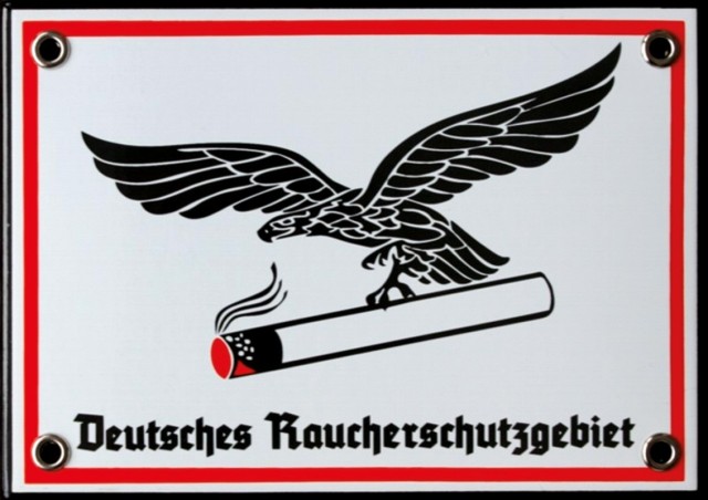 Emailleschild "Deutsches Raucherschutzgebiet"
